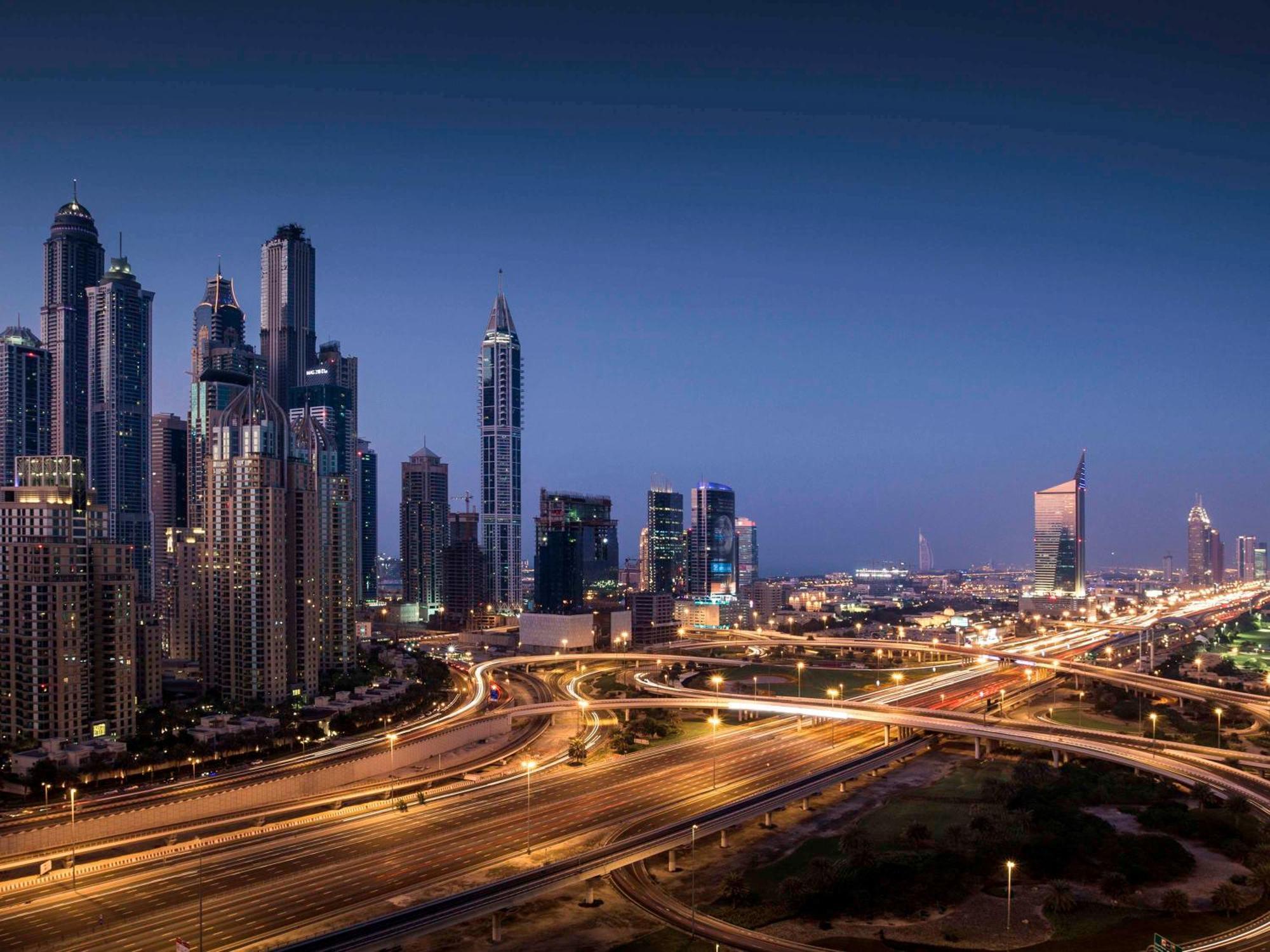 Pullman Dubai Jumeirah Lakes Towers Екстериор снимка